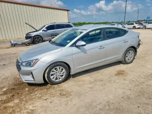 Hyundai Elantra 2.0L 4 2019