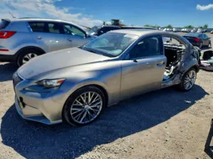 Lexus IS 2.5L 6 2015