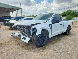 Ford F-150 5.0L 8 2025