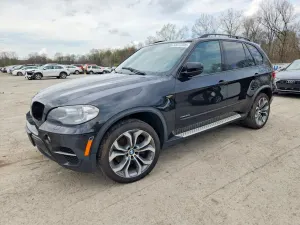 BMW X5 4.4L 8 2013