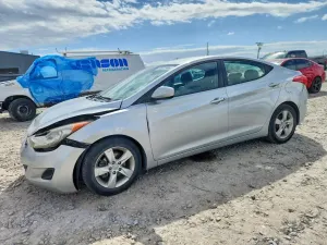 Hyundai Elantra 1.8L 4 2013