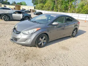 Hyundai Elantra 1.8L 4 2013