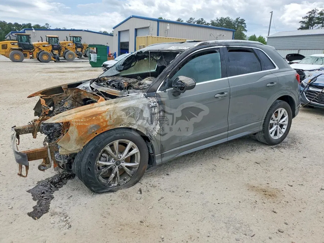 Audi Q3 2.0L 4 2025