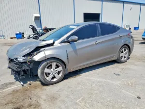 Hyundai Elantra 1.8L 4 2013