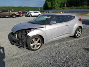 Hyundai Veloster 1.6L 4 2013
