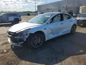 Tesla Model 3 2018