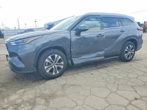 Toyota Highlander 3.5L 6 2022