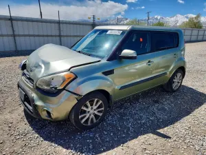 Kia Soul 2.0L 4 2013