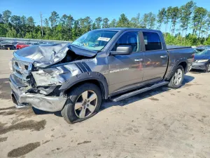 Dodge RAM 5.7L 8 2011
