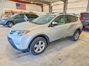 Toyota Rav4 2.5L 4 2013
