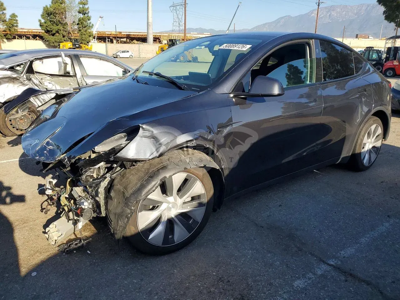 Tesla Model Y 2024