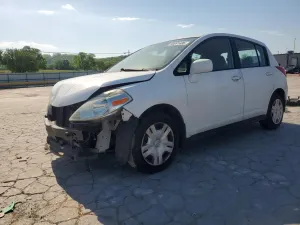 Nissan Versa 1.8L 4 2010