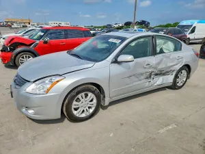 Nissan Altima 2.5L 4 2012