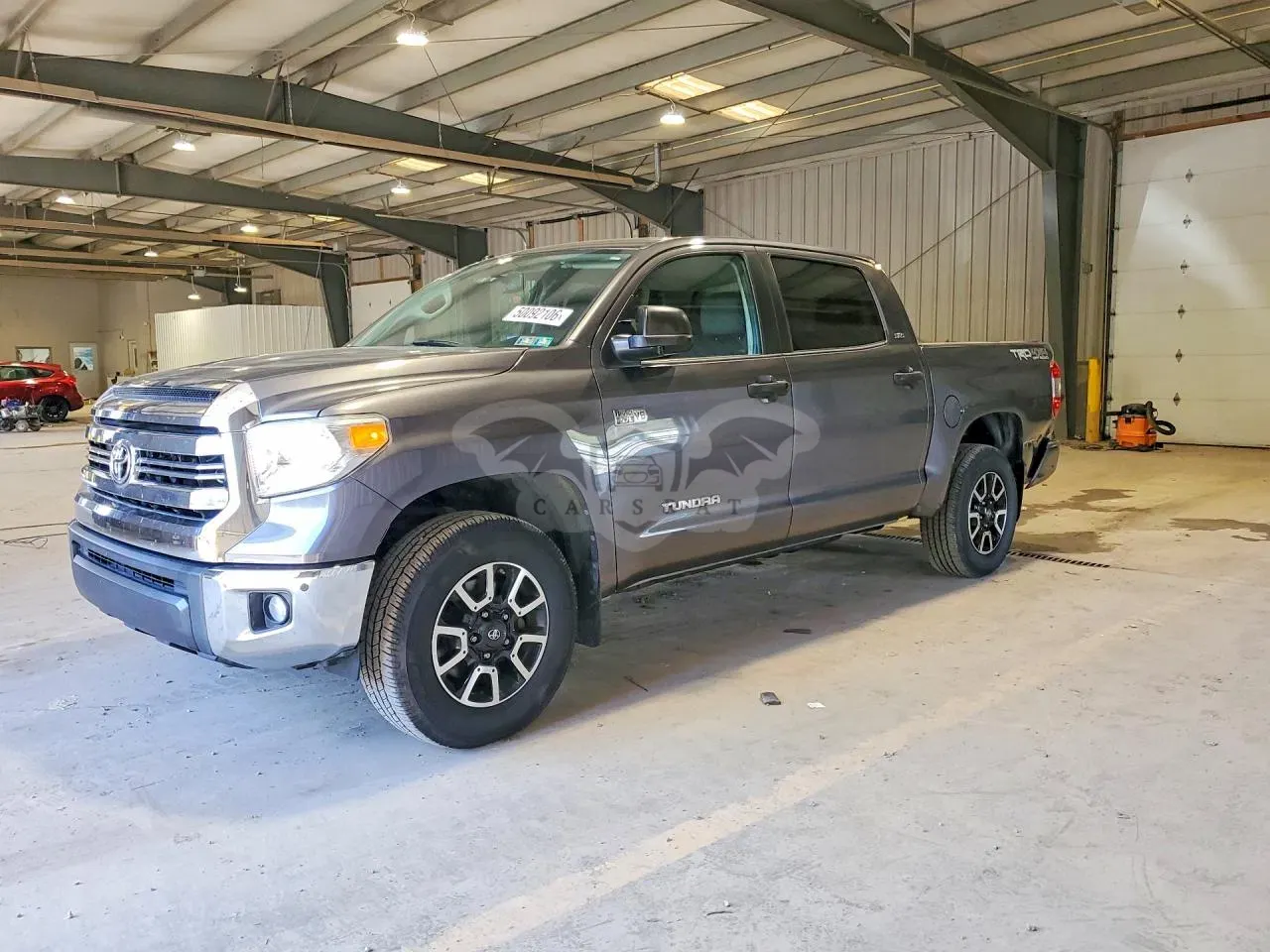 Toyota Tundra 5.7L 8 2017