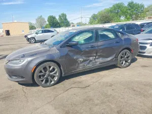 Chrysler 200 2.4L 4 2015
