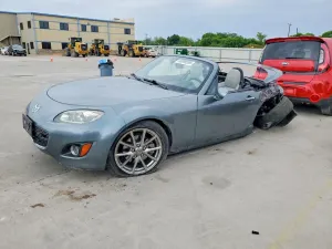 Mazda MX-5 (Miata) 2.0L 4 2011