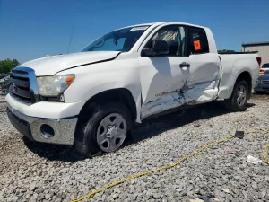 Toyota Tundra 4.6L 8 2012