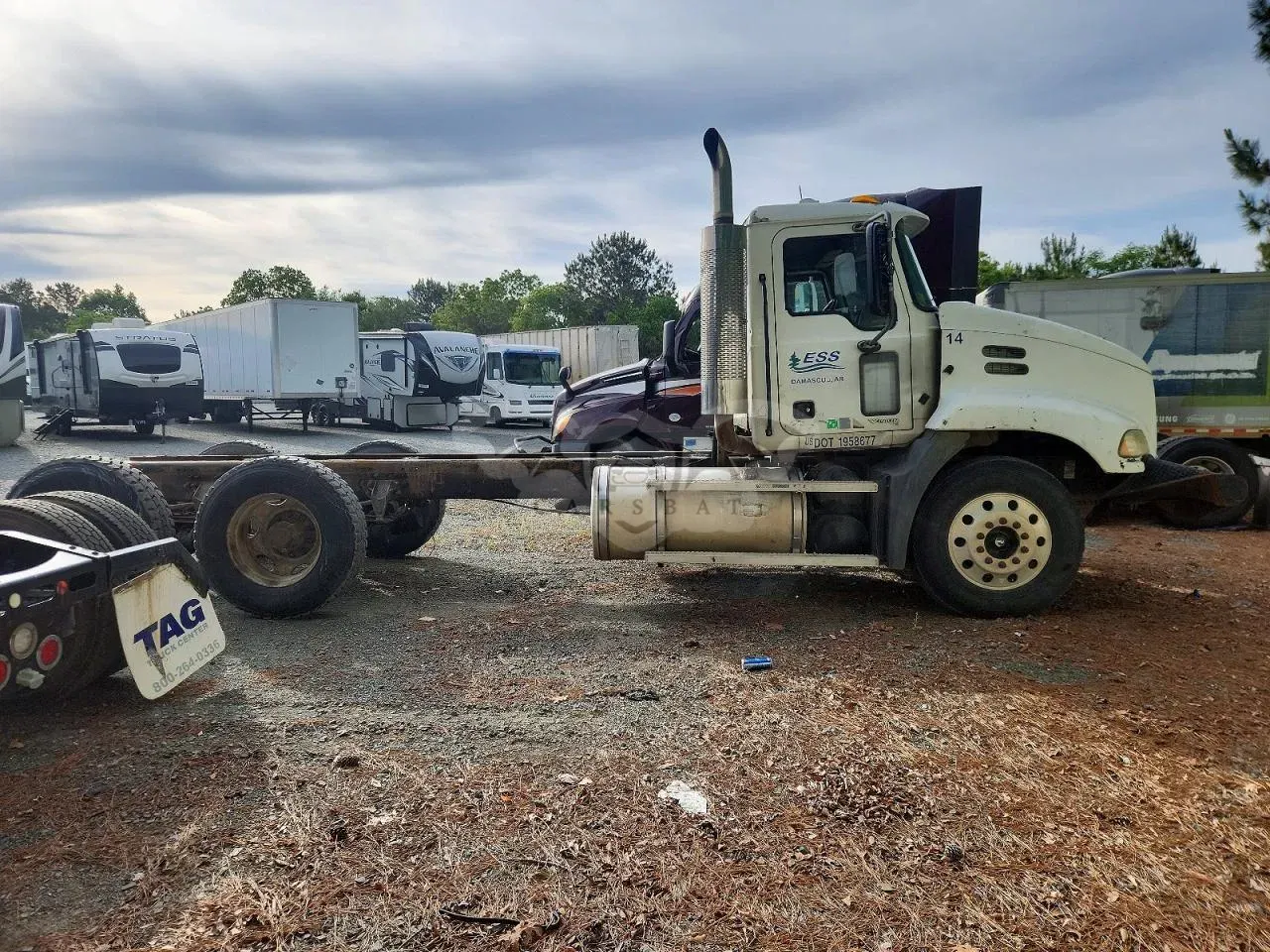 Mack 600 11.9L 6 2007
