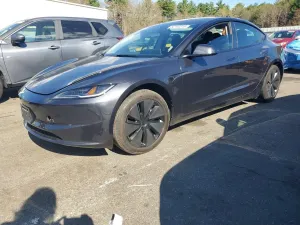 Tesla Model 3 2024