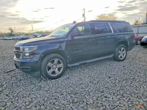 Chevrolet Suburban 5.3L 8 2015