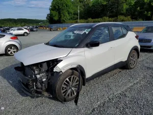 Nissan Kicks 1.6L 4 2021