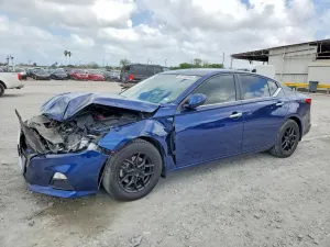 Nissan Altima 2.5L 4 2022