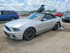 Ford Mustang 5.0L 8 2014