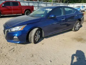 Nissan Altima 2.5L 4 2020