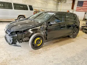 Volkswagen Golf 1.8L 4 2015