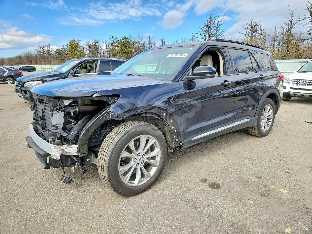 Ford Explorer 2.3L 4 2024
