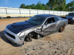 Dodge Challenger 5.7L 8 2012