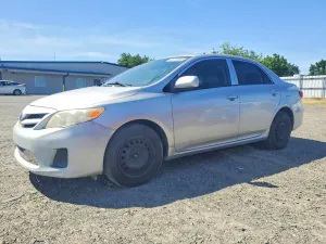 Toyota Corolla 1.8L 4 2011