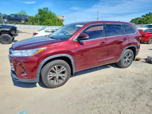 Toyota Highlander 3.5L 6 2017