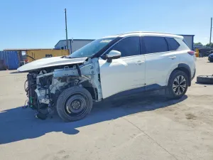 Nissan Rogue 2.5L 4 2021