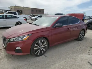 Nissan Altima SR 2.5L 4 2019