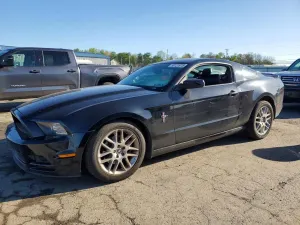 Ford Mustang 3.7L 6 2014