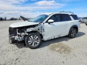 Nissan Pathfinder 3.5L 6 2024