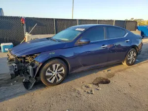 Nissan Altima 2.5L 4 2021
