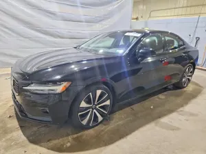 Volvo S60 2.0L 4 2022