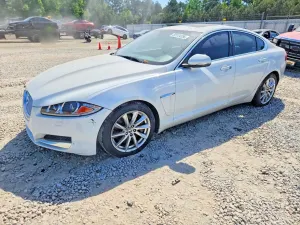 Jaguar XF 2.0L 4 2013