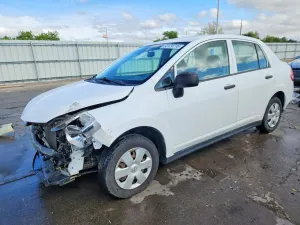 Nissan Versa 1.6L 4 2009