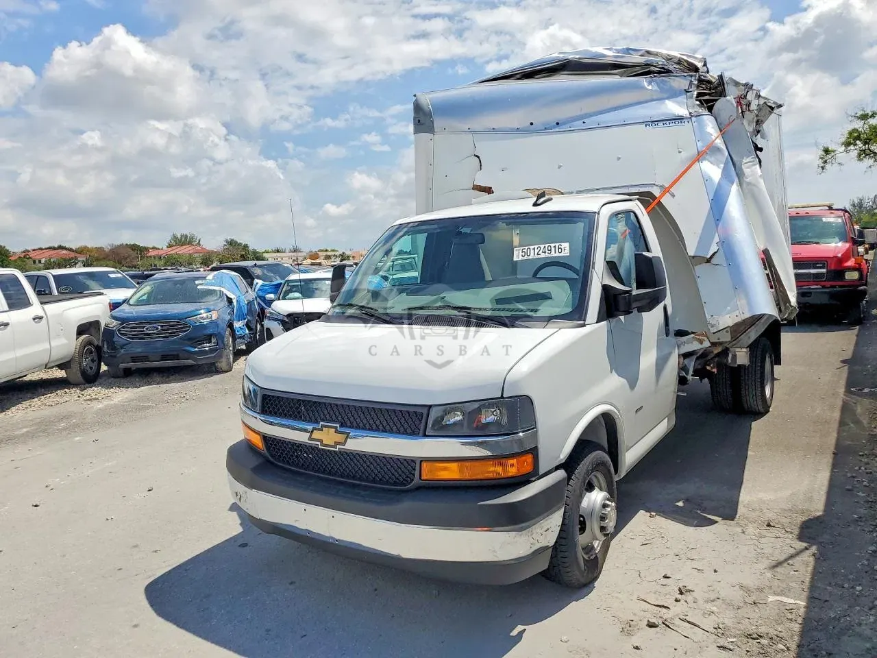 Chevrolet Express 6.6L 8 2025