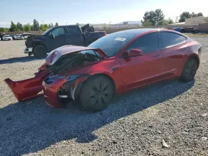 Tesla Model 3 2025