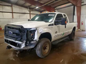Ford F-350 6.7L 8 2015