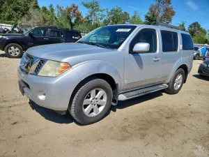 Nissan Pathfinder 4.0L 6 2011