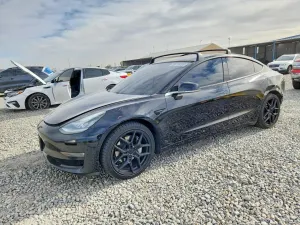 Tesla Model 3 2018