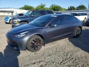 Tesla Model 3 2017