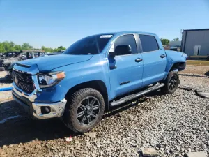 Toyota Tundra 5.7L 8 2020