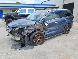 Toyota Highlander 3.5L 6 2018