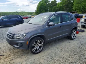 Volkswagen Tiguan 2.0L 4 2013